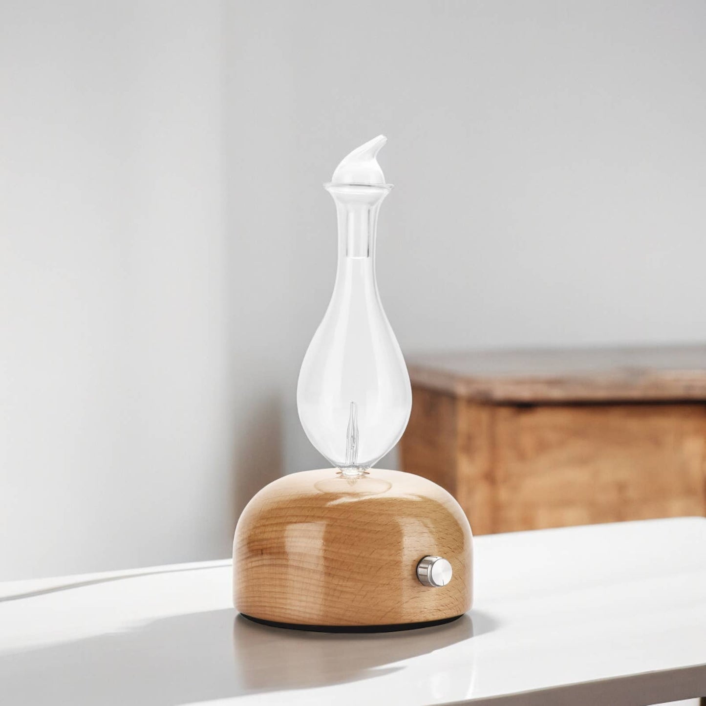 Aurora Aroma Diffuser with Wood and Glass Nebulization