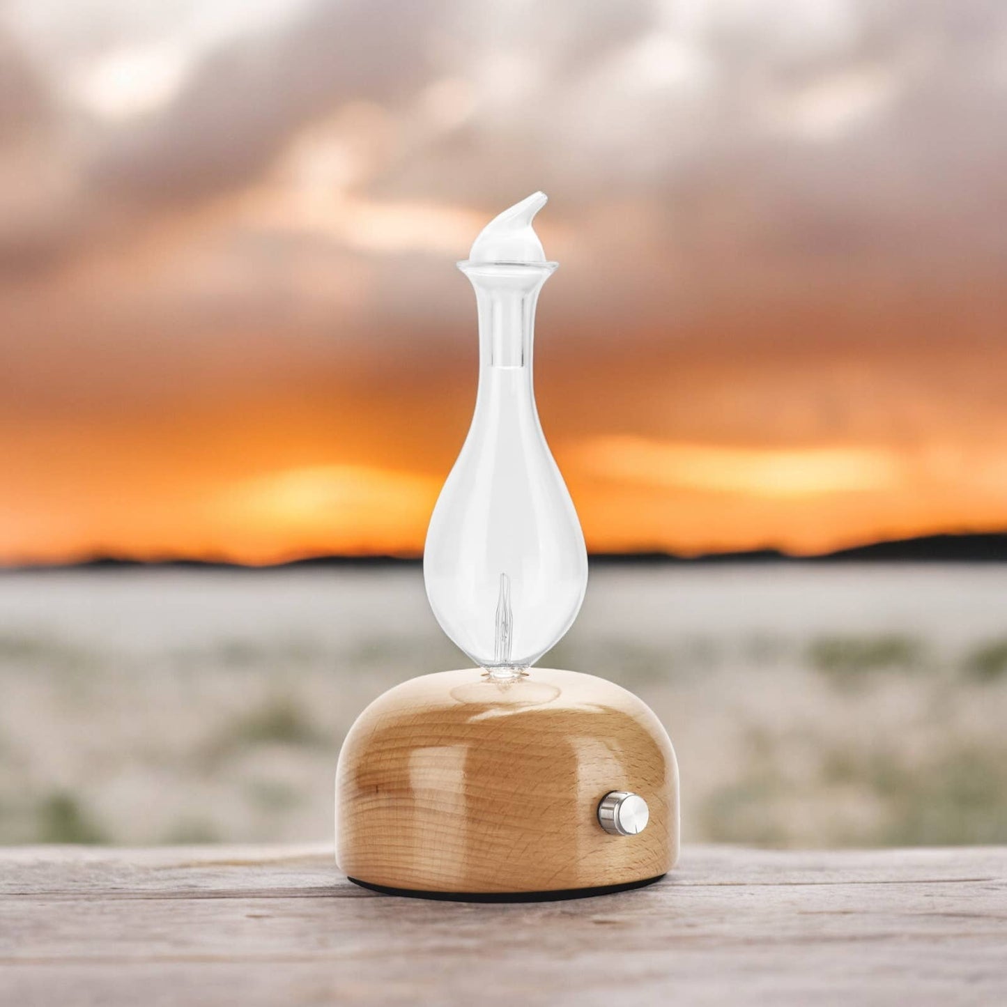 Aurora Aroma Diffuser with Wood and Glass Nebulization