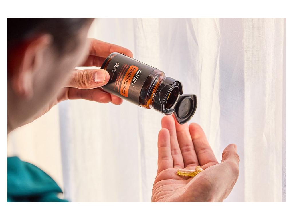 Weihrauch Mikroperlen - Kapseln von dōTERRA - PROBIOSA